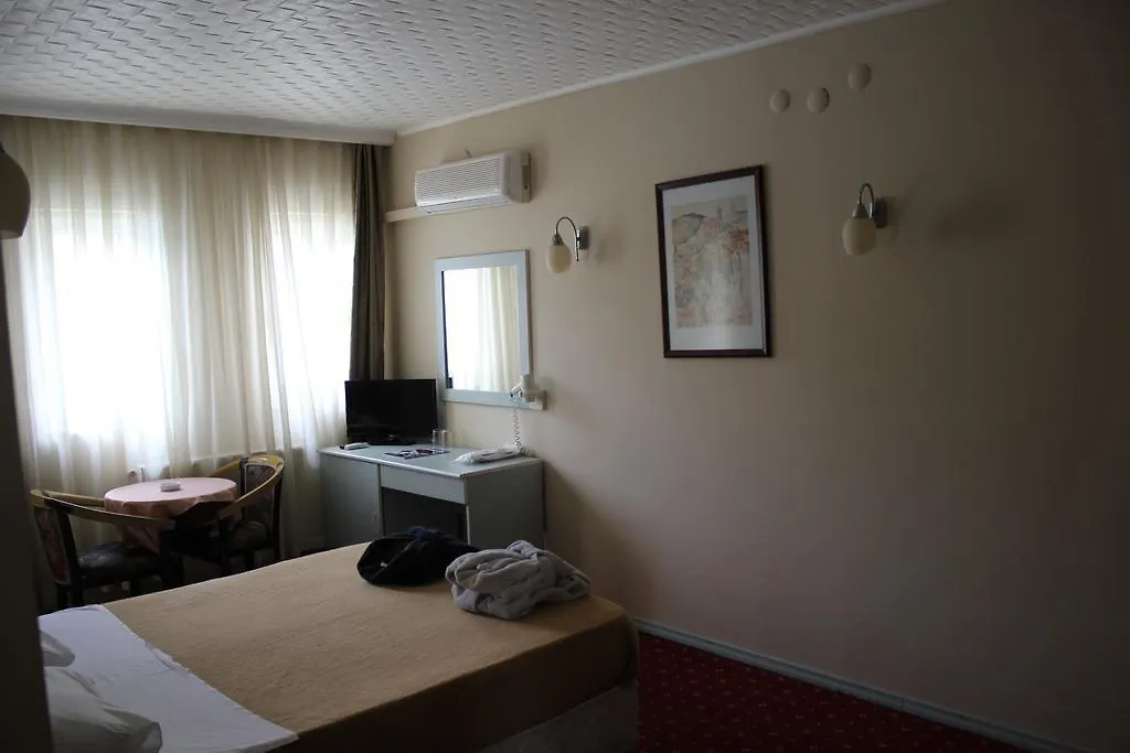 Samdan Hotel Карахайит 3*,