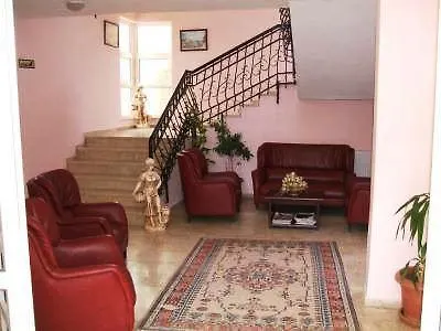 Samdan Hotel Карахайит